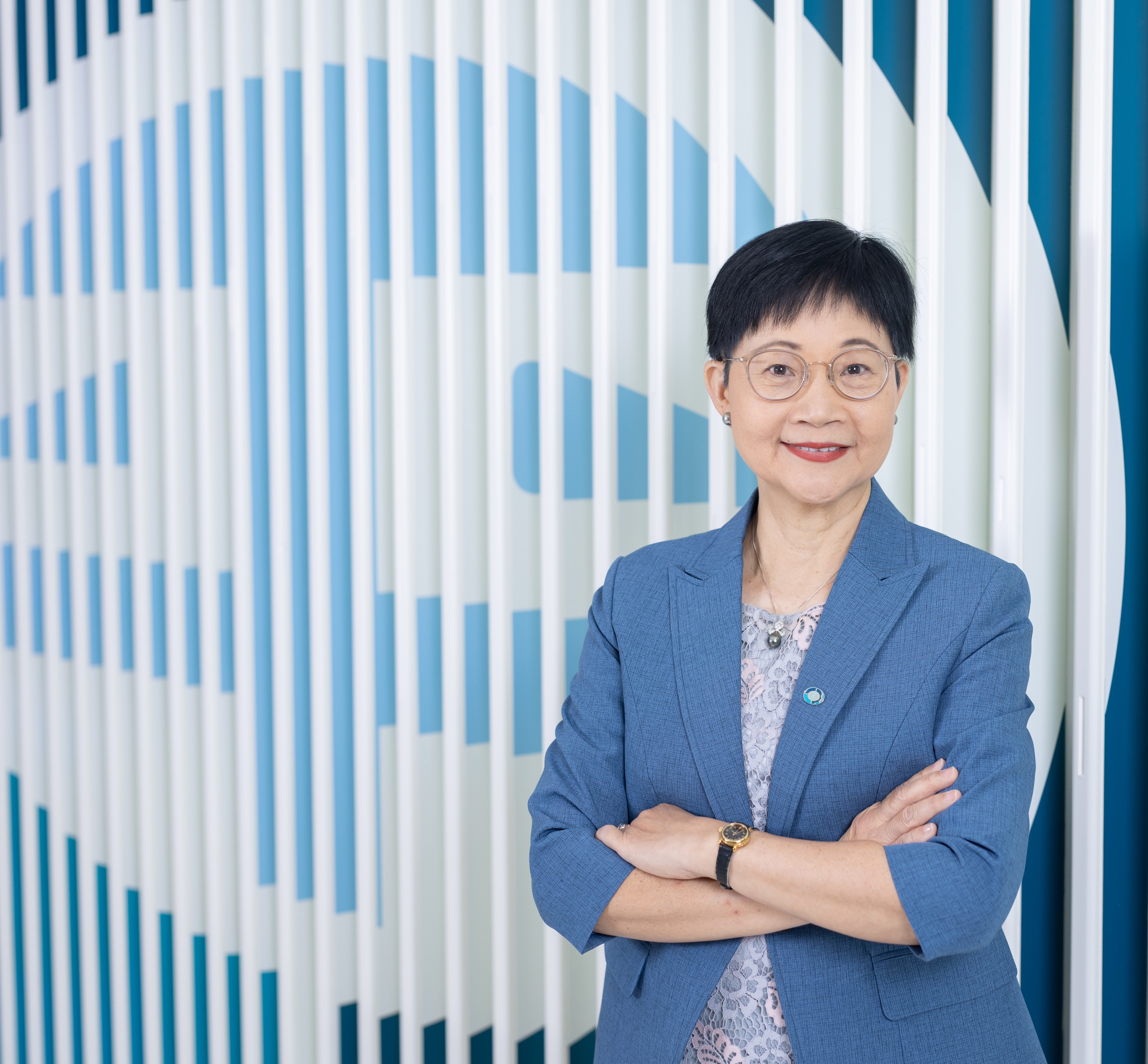 Ms Linda LAM Mei-sau assumes office as EOC Chairperson